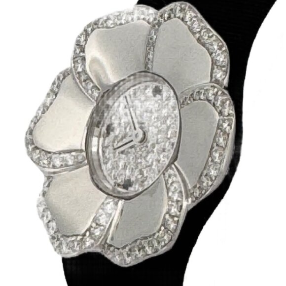 Authentic CHANEL Camelia Diamond Collection Ladies Watch H1190 - Picture 6 of 9